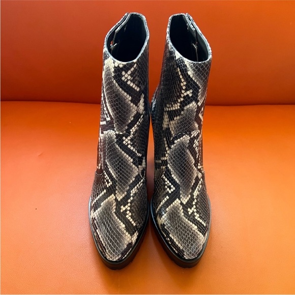 AllSaints Ana Snake Skin Embossed Lug Sole Platform Boot Size 38/ US 7 NWOB - Picture 10 of 16